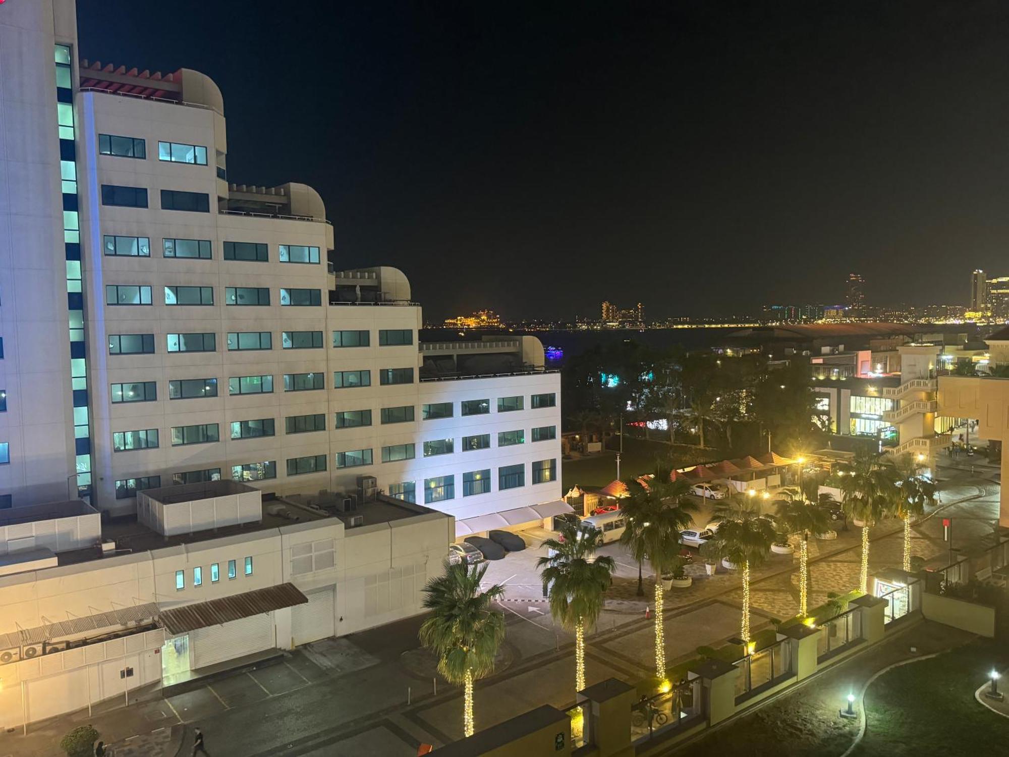 Homestay Royal Residences 2 *