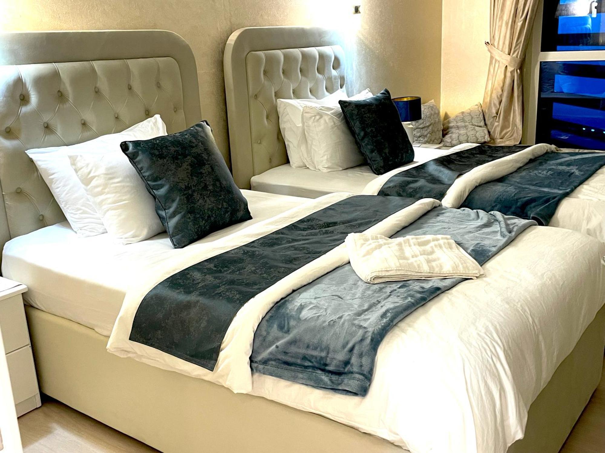 Royal Residences 2 Homestay