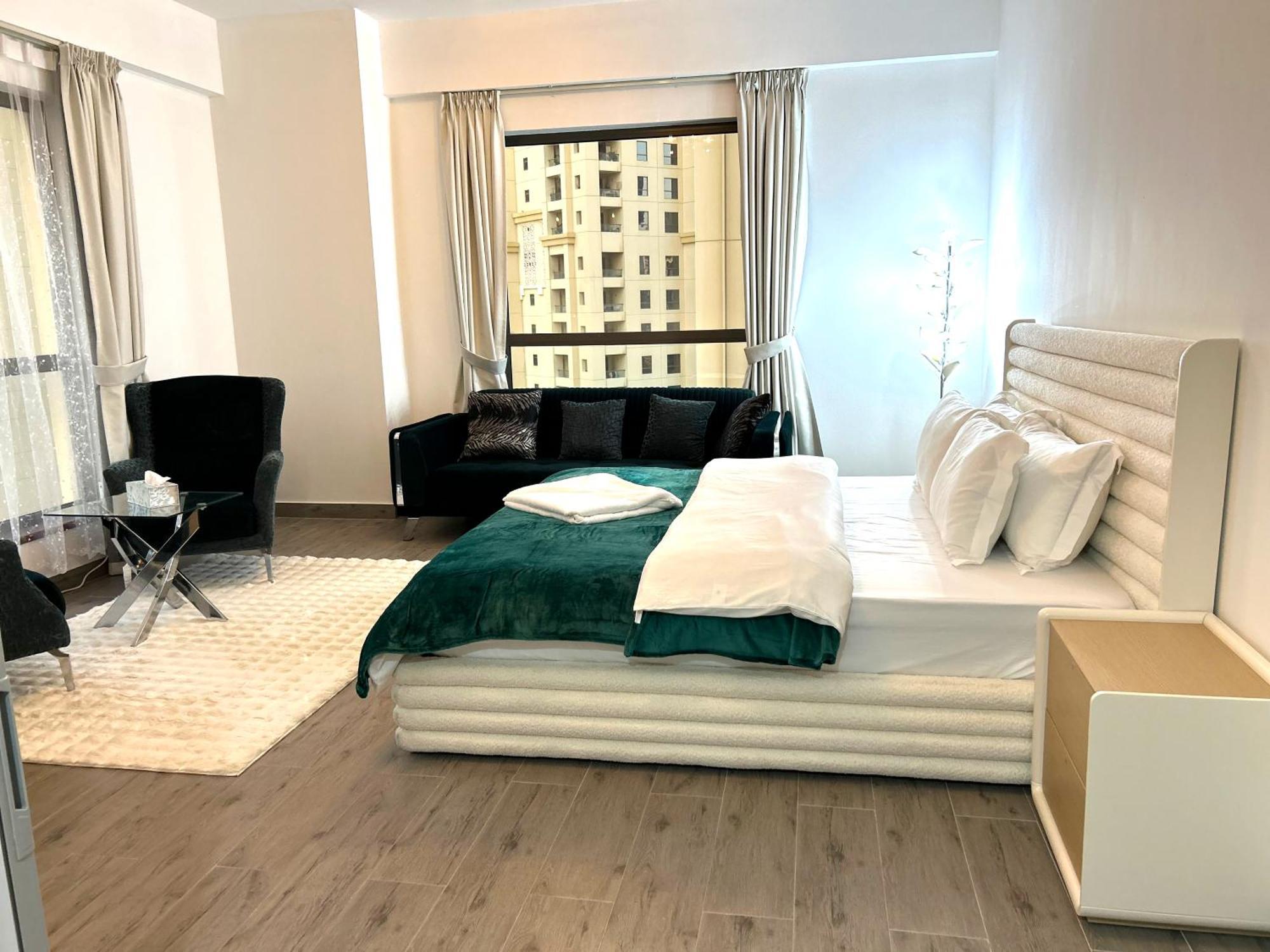 Homestay Royal Residences 2 Dubai