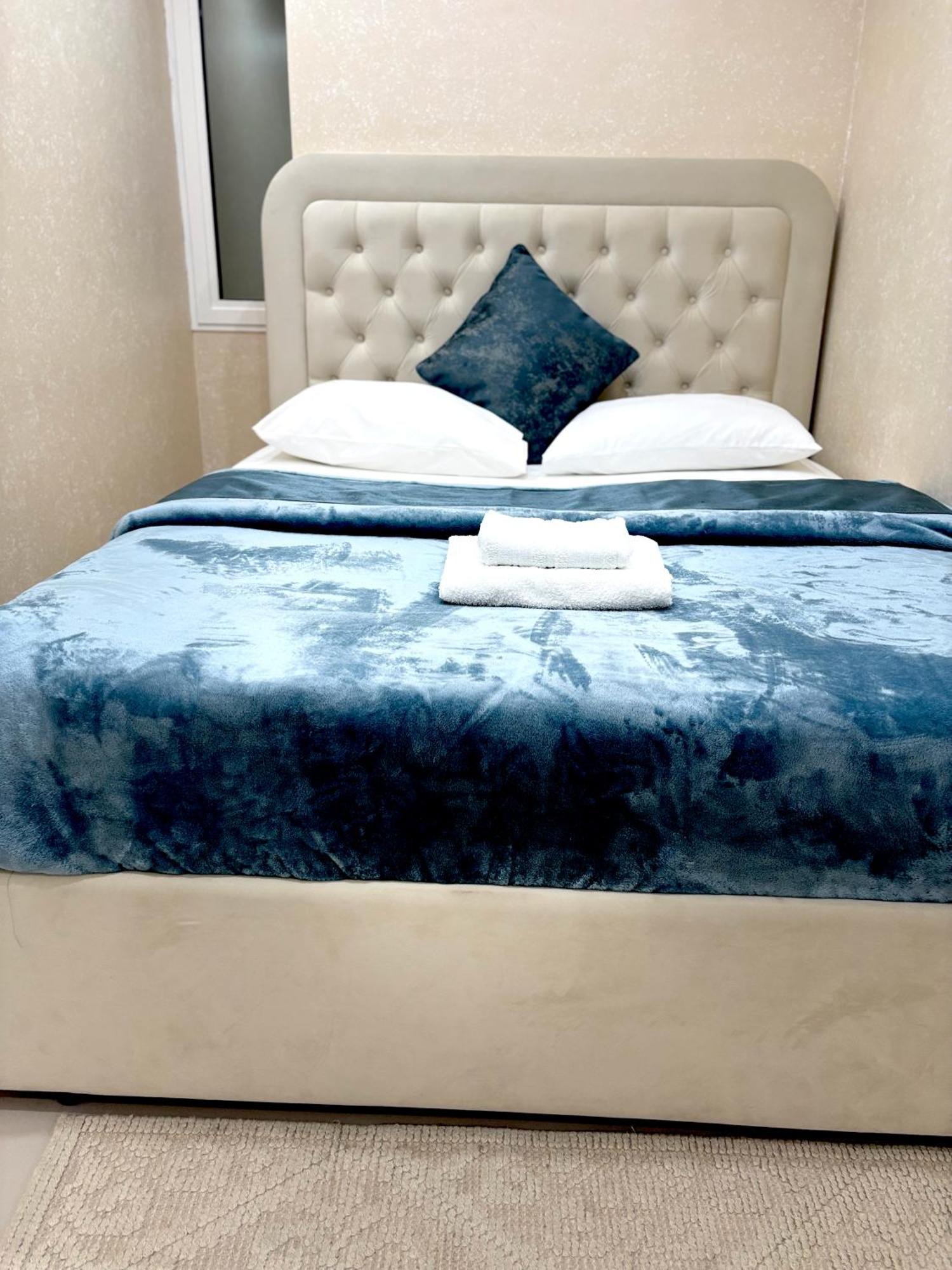 Royal Residences 2 Homestay