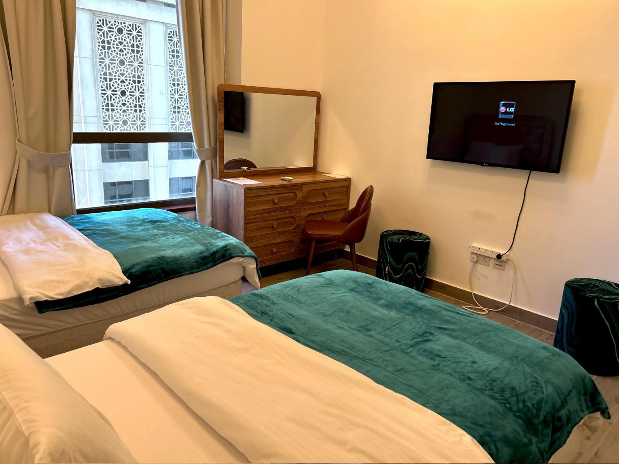 Royal Residences 2